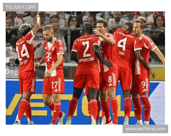 拜仁慕尼黑中场缺少关键连接点，组织推进效率受限