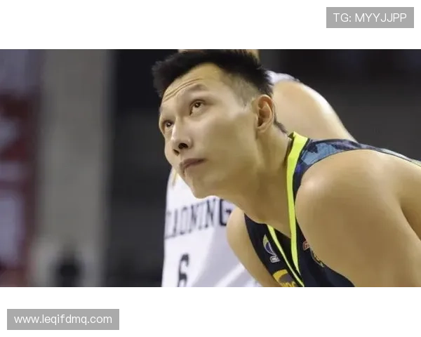 易建联家里冰箱塞满蛋白粉，邻居以为开健身房